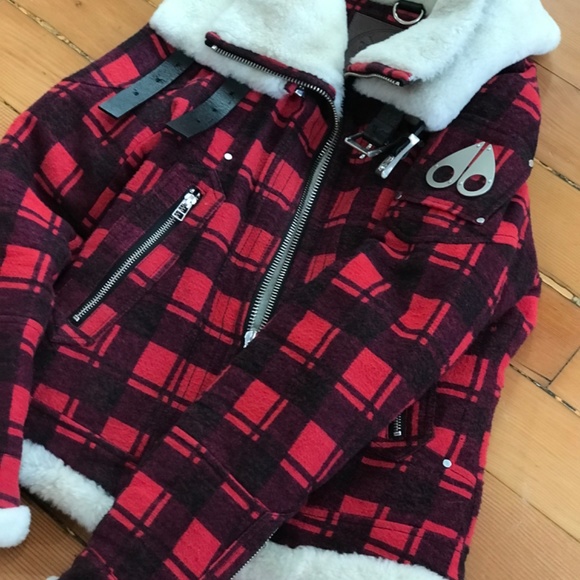 Moose Knuckles Jackets - Picture 4 of 5